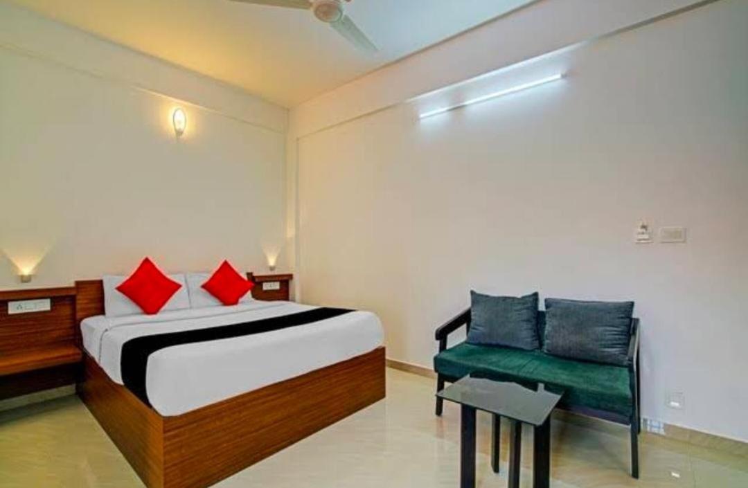 Phoenix Holidays Kochi Ngoại thất bức ảnh