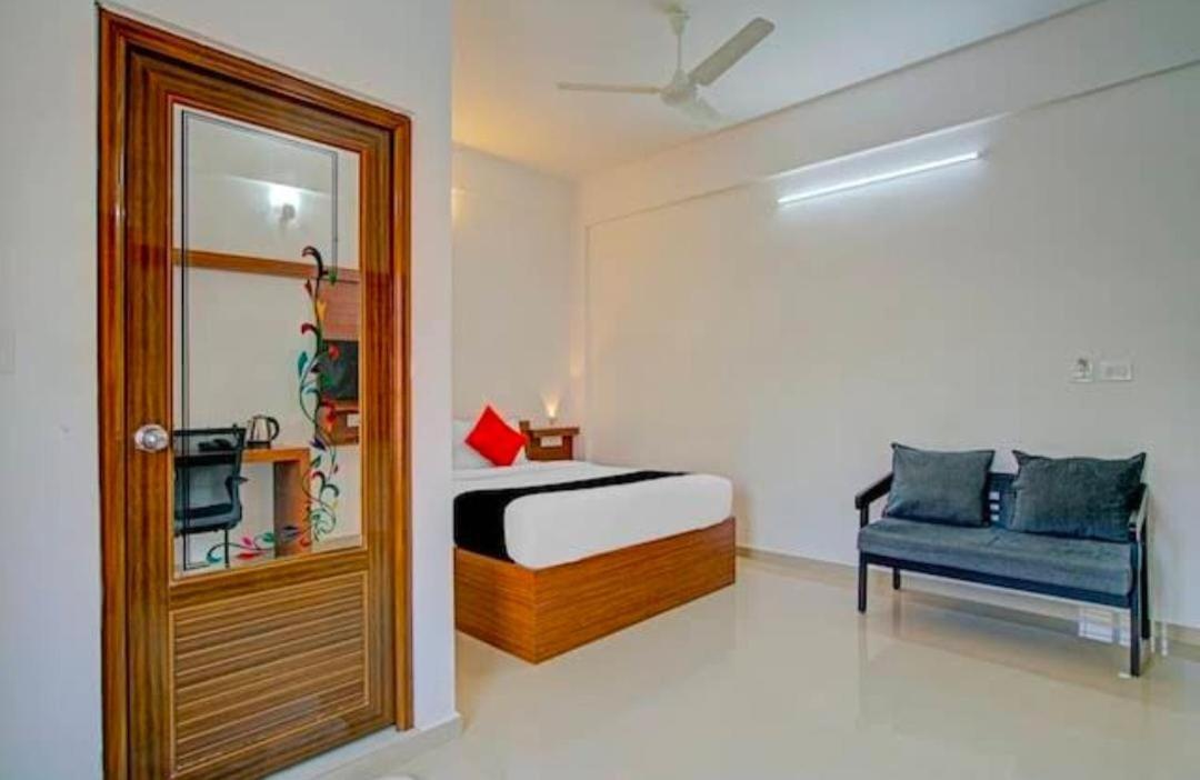 Phoenix Holidays Kochi Ngoại thất bức ảnh