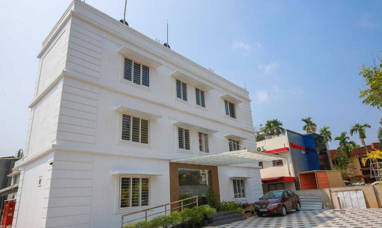 Phoenix Holidays Kochi Ngoại thất bức ảnh